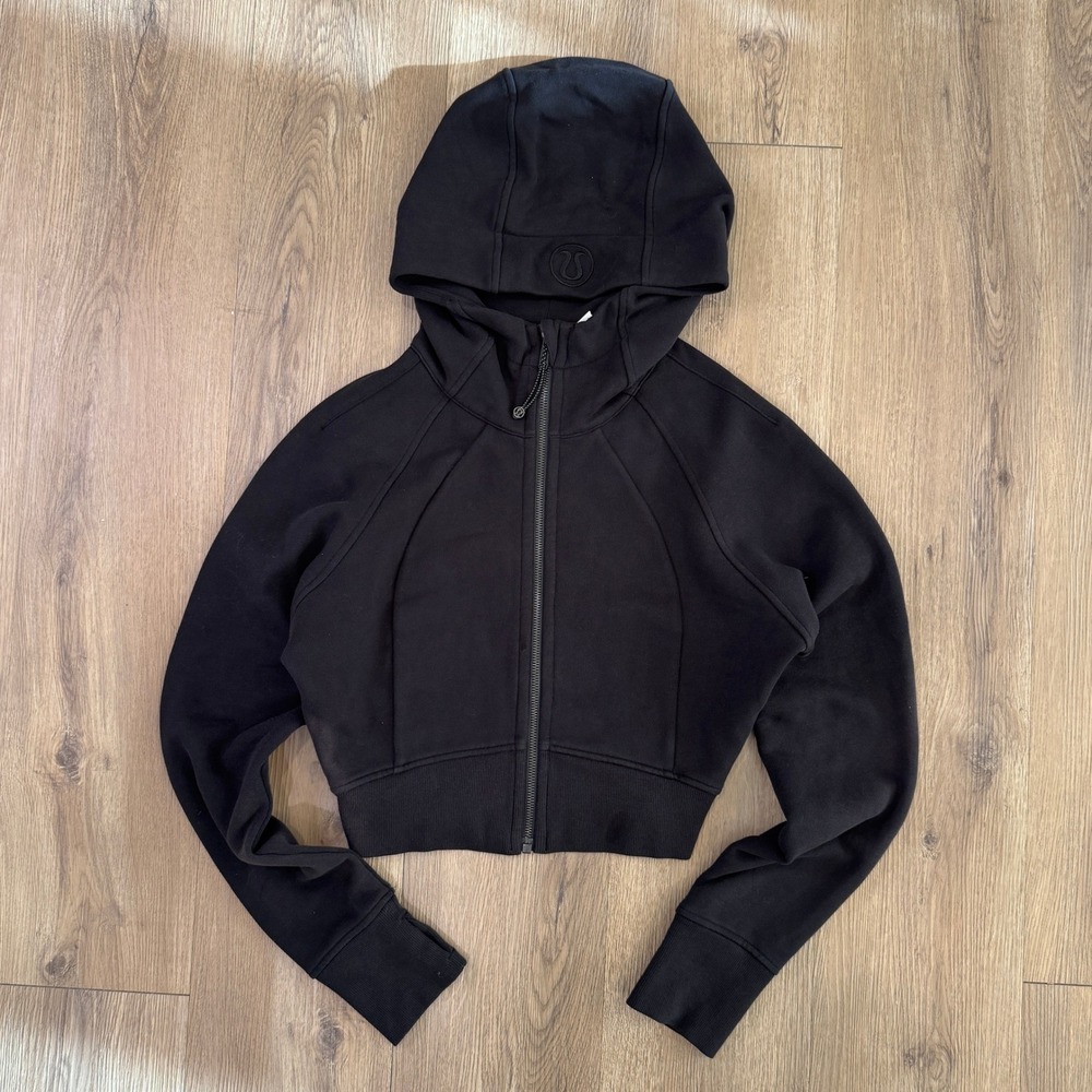 Lululemon Cropped Scuba Full Zip Hoodie Black Fleece Size 6 Lightweight EUC